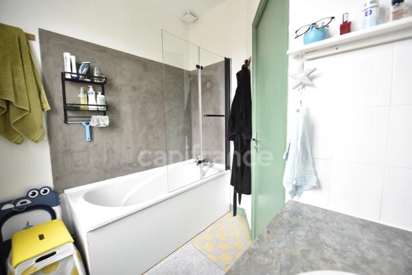 VERNON HYPERCENTRE - Maison ancienne avec studio indépendant