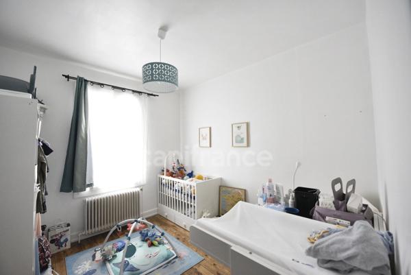 VERNON HYPERCENTRE - Maison ancienne avec studio indépendant