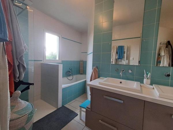 Maison à PRUILLE-L'EGUILLE, 72150 - 5 pièces 134m²