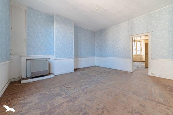 Immeuble à vendre 202 920 € Saint-Junien 300 m² DPE C