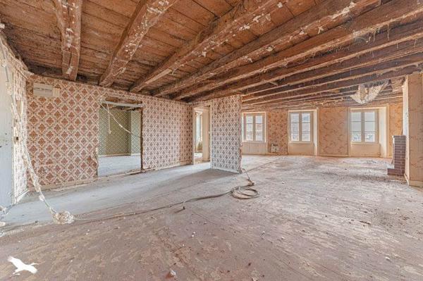 Immeuble à vendre 202 920 € Saint-Junien 300 m² DPE C