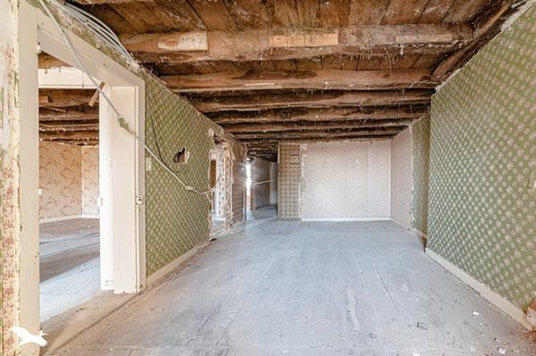 Immeuble à vendre 202 920 € Saint-Junien 300 m² DPE C