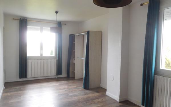 Maison à louer    4 pièces • 105,50 m2 Saint-Yrieix-la-Perche