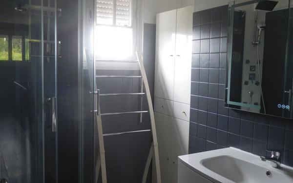 Maison à louer    4 pièces • 105,50 m2 Saint-Yrieix-la-Perche