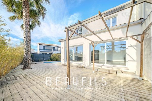 Aigues-Mortes (30220) EXCLUSIVITÉ - AIGUES-MORTES – VILLA CONTEMPORAINE 113.20M² – PISCINE & GARAGE