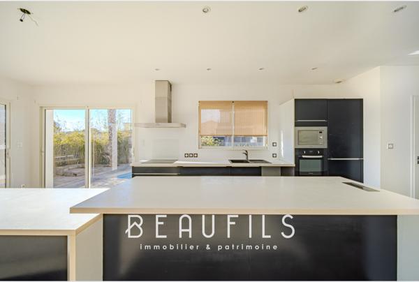 Aigues-Mortes (30220) EXCLUSIVITÉ - AIGUES-MORTES – VILLA CONTEMPORAINE 113.20M² – PISCINE & GARAGE