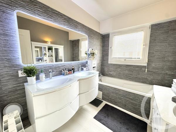 Appartement F3 à vendre  3 pièces - 70,30 m2 BENERVILLE SUR MER - 14