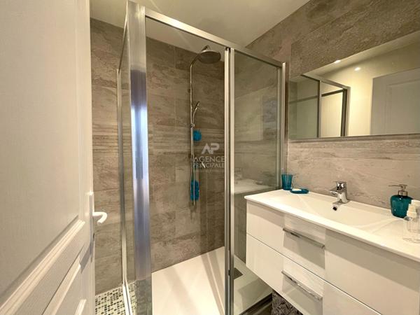 Maison Eragny 7 pièce(s) 195 m2 €749 900 ** - Référence 7205