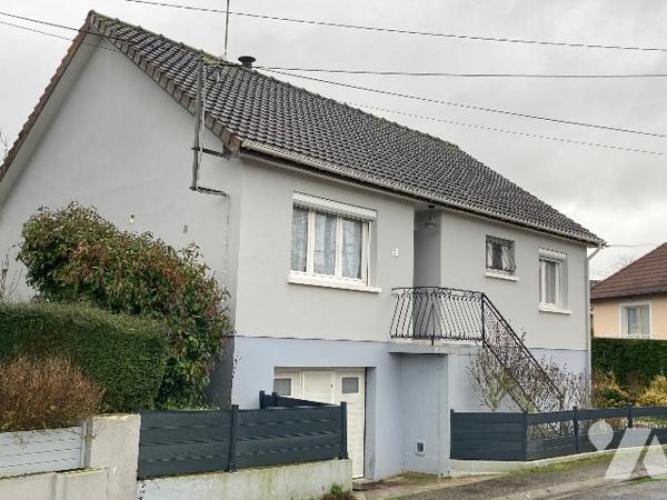 Maison de ville quartier BOURNY dans impasse au calme
