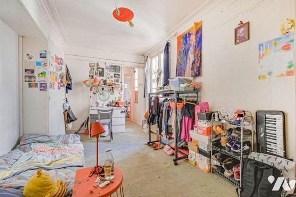  PARIS 8ème - rue de Miromesnil - Bel appartement sur balcon filant 9.45m² lumineux