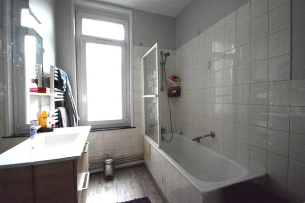 Dpt Nord (59), à louer CAMBRAI appartement T3 100 m² 730 €