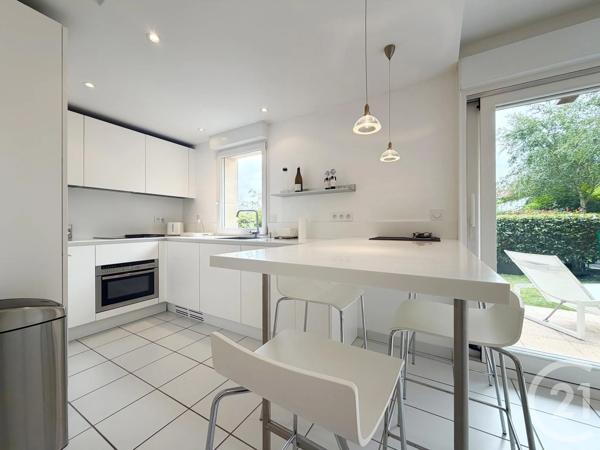 Appartement F2 à vendre  2 pièces - 53,81 m 2   DEAUVILLE  - 14