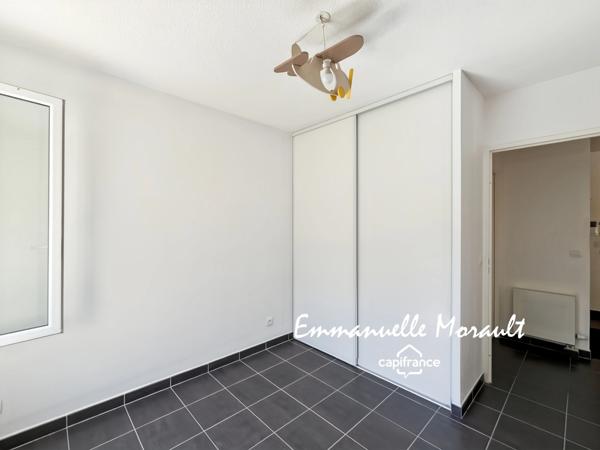 Mazet de 64 m2 - 3 pièces avec jardin - à vendre à BAGNOLS EN FORET (83)