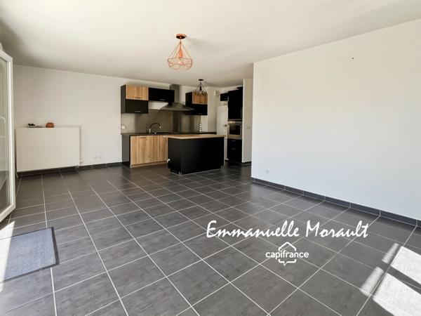 Mazet de 64 m2 - 3 pièces avec jardin - à vendre à BAGNOLS EN FORET (83)