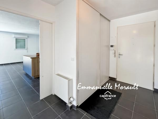 Mazet de 64 m2 - 3 pièces avec jardin - à vendre à BAGNOLS EN FORET (83)