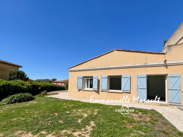 Mazet de 64 m2 - 3 pièces avec jardin - à vendre à BAGNOLS EN FORET (83)