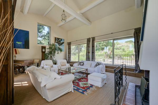 Vente Corps de ferme Aix-en-Provence 14 Pièces 550 m²