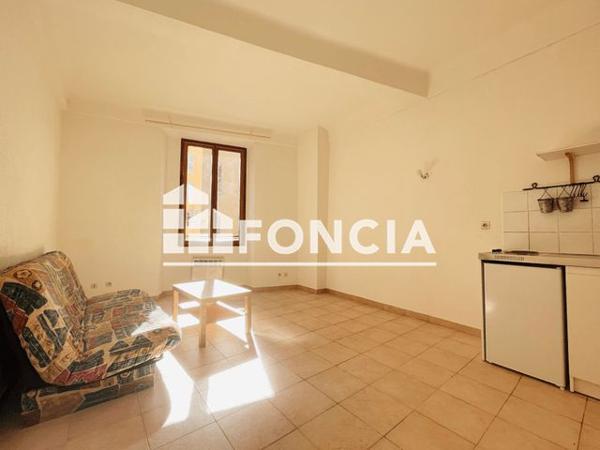 Location Studio 23.1 m² - 12 ET 14 RUE PAUL LENDRIN Toulon 83000