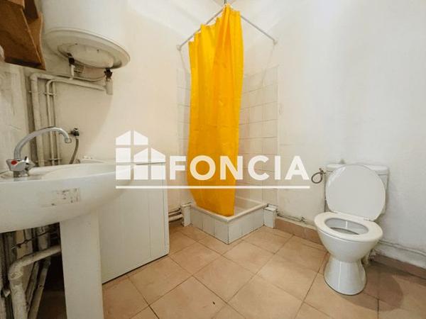 Location Studio 23.1 m² - 12 ET 14 RUE PAUL LENDRIN Toulon 83000