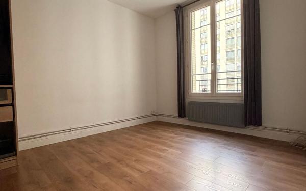 Appartement à vendre    3 pièces • 50,37 m2 Vincennes