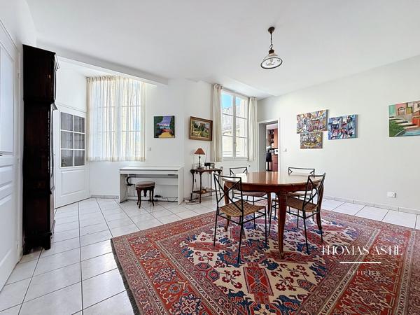 Appartement
         4 pièces
        - 96 m² 299 990 € *