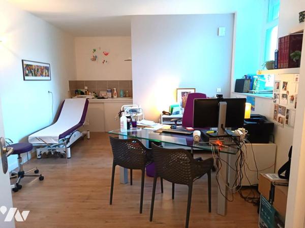 Bureau-Cabinet médical 77 M²