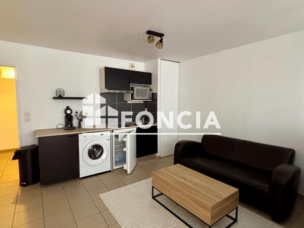 Location Studio meublé 34.53 m² - 99 BLD ERNEST DALBY Nantes 44000
