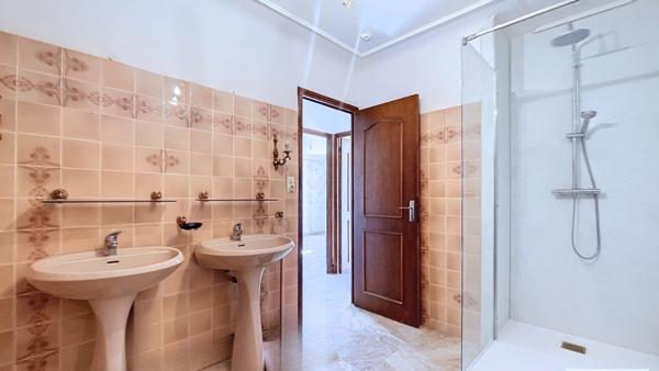 A 15 min de Perpignan propriété de 130m² sur 524m² de terrain avec dépendance