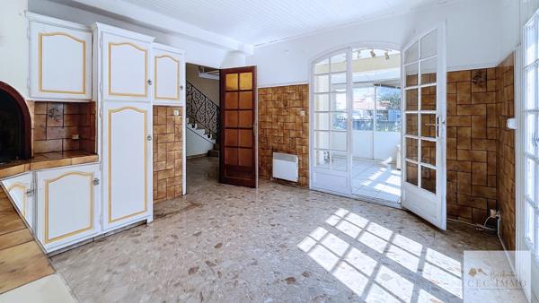 A 15 min de Perpignan propriété de 130m² sur 524m² de terrain avec dépendance