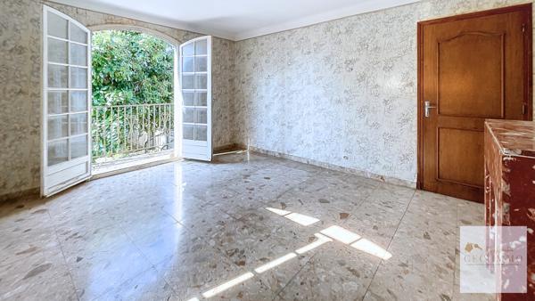 A 15 min de Perpignan propriété de 130m² sur 524m² de terrain avec dépendance