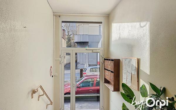 Appartement à vendre    4 pièces • 69,56 m2 Saint-Éloy-les-Mines