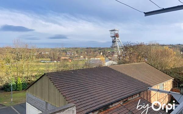 Appartement à vendre    4 pièces • 69,56 m2 Saint-Éloy-les-Mines