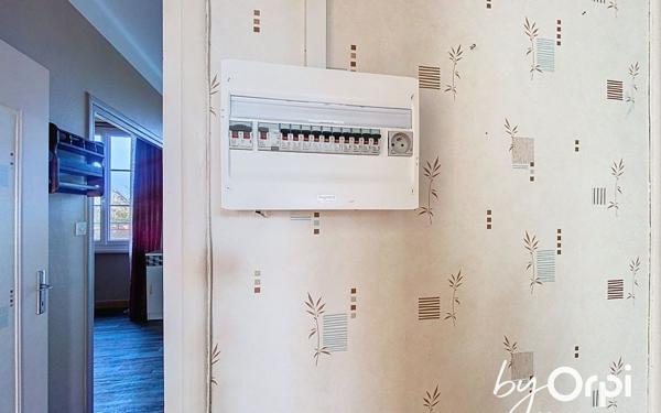 Appartement à vendre    4 pièces • 69,56 m2 Saint-Éloy-les-Mines