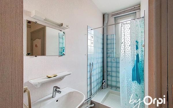 Appartement à vendre    4 pièces • 69,56 m2 Saint-Éloy-les-Mines