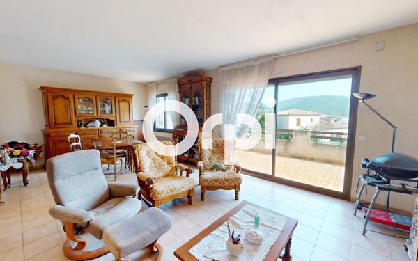 Maison à vendre    4 pièces • 120 m2 Carqueiranne