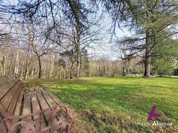 MAGESCQ - MAGNIFIQUE PROPRIETE EN PLEINE NATURE