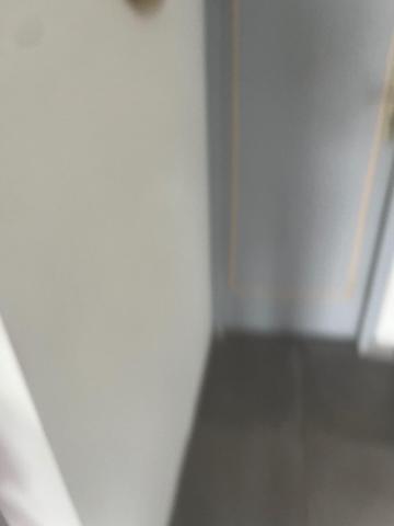 Pavillon sur sous-sol situé au calme centre-ville