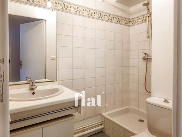 Studio
                                                                                                                                                                                                                                                                                                                        1 pièce(s)                                                                                                                                                                                                                                                                                                                              22.29  m²