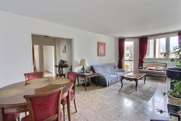 Asnieres Sur Seine : appartement T4 (86,13 m² Carrez) + terrasse
