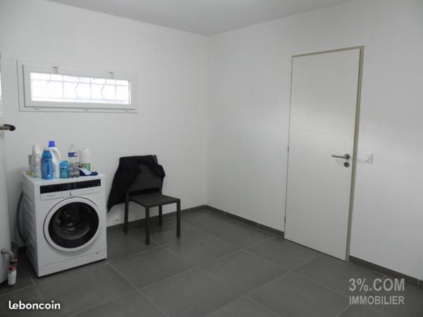 Maison 2015 RT2012 de 125m2 dans Lotissement Calme .  Mours-Saint-Eusèbe (26540)