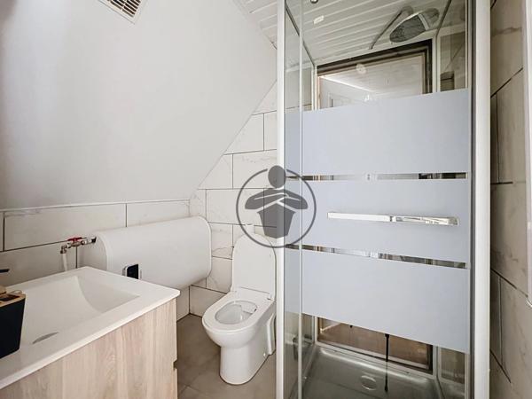 Location                                                      Appartement
                        
                     1 pièces                      31 m2                     à Saint-Quentin