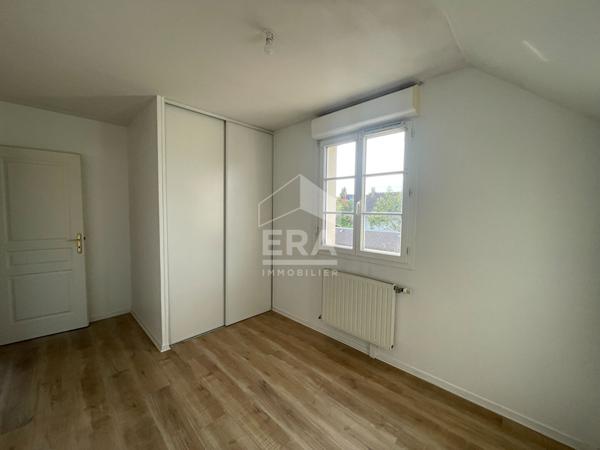 Maison indépendante 5 pièces de 105 m2 Olivet Centre-Ville