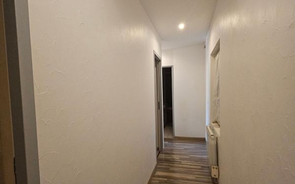 Appartement à louer    4 pièces •  Gémozac