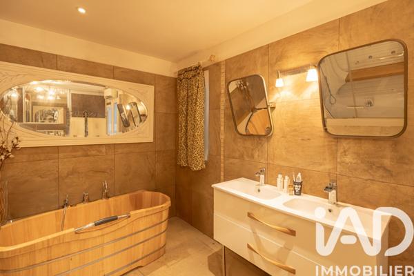 Maison à vendre 8 pièces 423 m² Arles