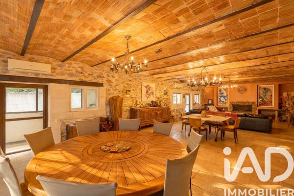 Maison à vendre 8 pièces 423 m² Arles