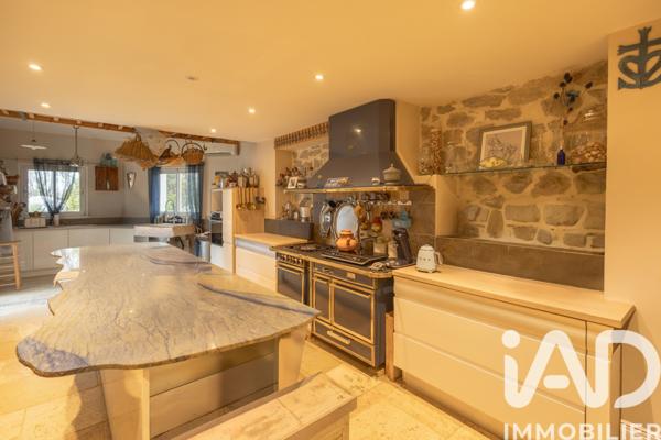 Maison à vendre 8 pièces 423 m² Arles