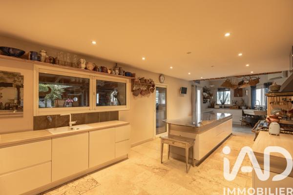Maison à vendre 8 pièces 423 m² Arles