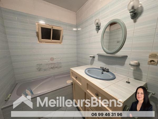 Maison de campagne à rénover avec dépendances et terrain – 5 min de Montguyon