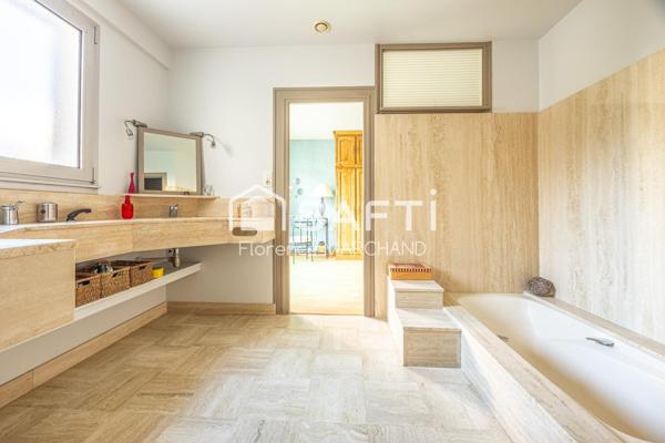 RARE-5 CHAMBRES-JARDIN-DÉPENDANCE-QUARTIER PRISÉ