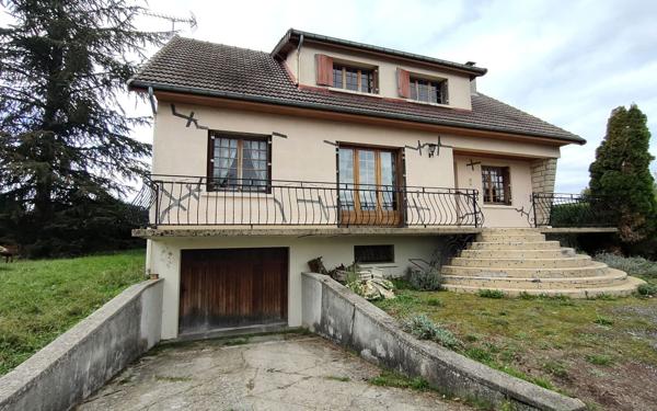 Maison à vendre    7 pièces •  Jouy-le-Châtel